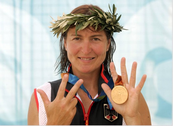 Su&nbsp;üzərindən zirvəyə&nbsp;yüksələn&nbsp;kanoe şahzadəsi - I hissə&nbsp;